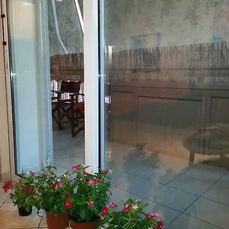 Lovely Apartment Near Akropolis And Plaka Athens Exterior photo